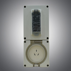 Socket