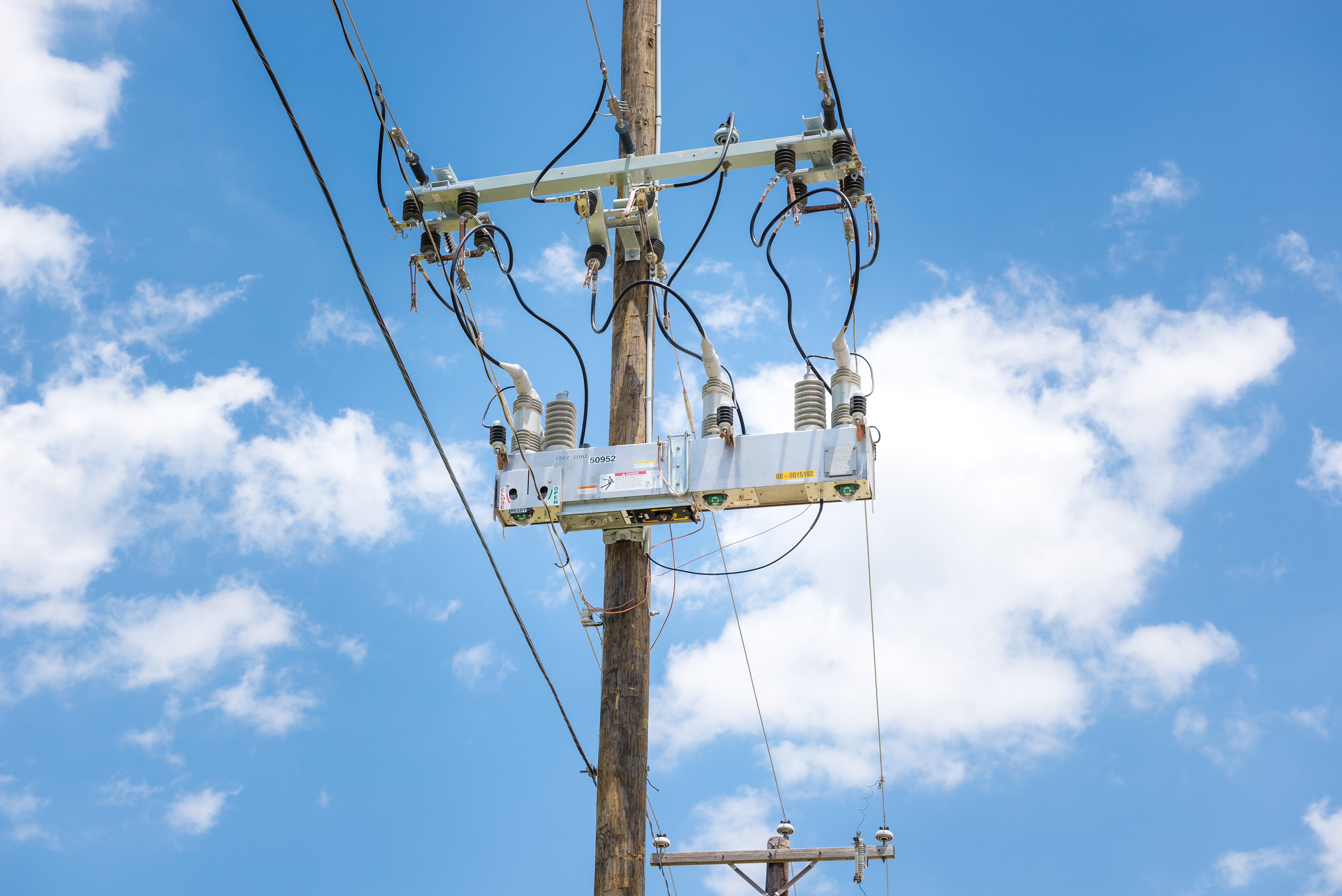 IntelliRupter® PulseCloser® Fault Interrupter